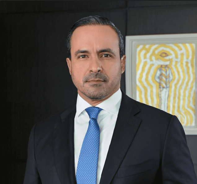 Javier Tejada, Socio de Carabela